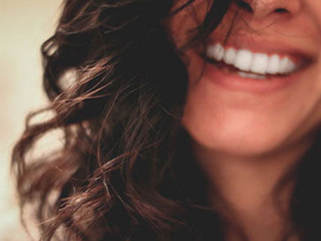 Piranha.Extend.Fields.StringField